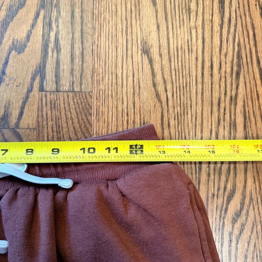 Nike Brown Jogger Sweatpants with White Drawcord - Picture 6 of 7